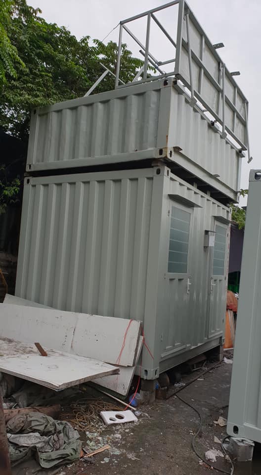 container toilet 10feet